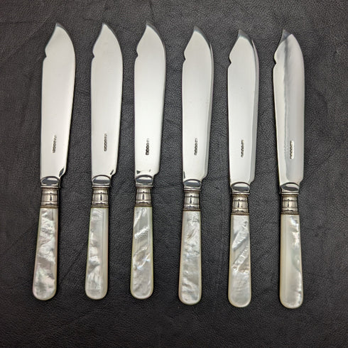 1930 British Vintage White Mother of Pearl Handle Dessert Cutlery Set 6x2 in Leather Case